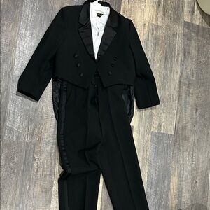 RAFAEL Elegant Black Tuxedo Tailcoat(size 10-12)